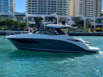 33' Sea Ray 2022 Yacht For Sale